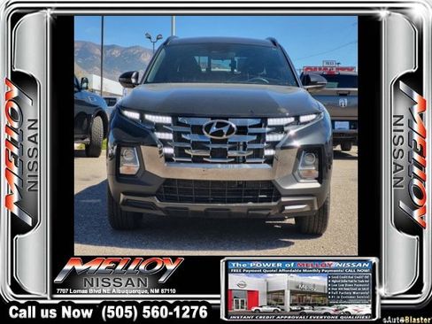 Used 2023 Hyundai Santa Cruz Night image 2