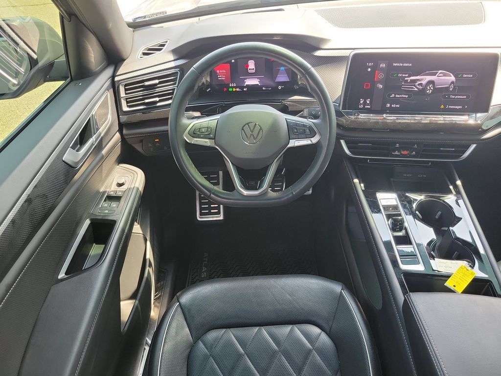 Used 2024 Volkswagen Atlas Cross Sport SEL Premium R-Line AWD/4WD image 10
