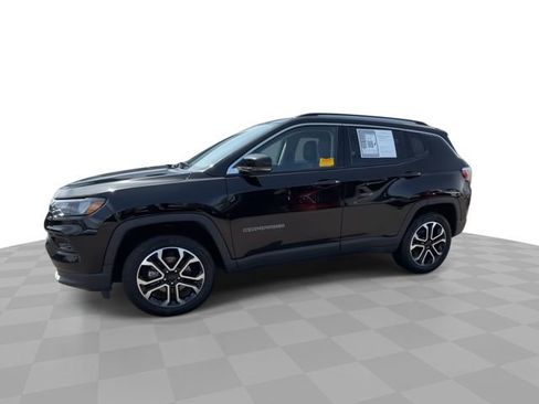 Used 2022 Jeep Compass Limited AWD/4WD image 4