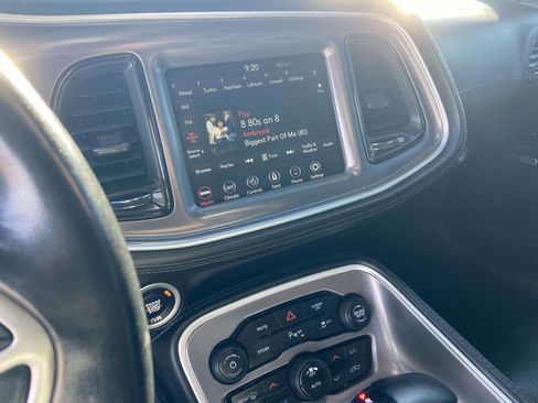 Used 2021 Dodge Challenger SXT w/ Plus Package image 23