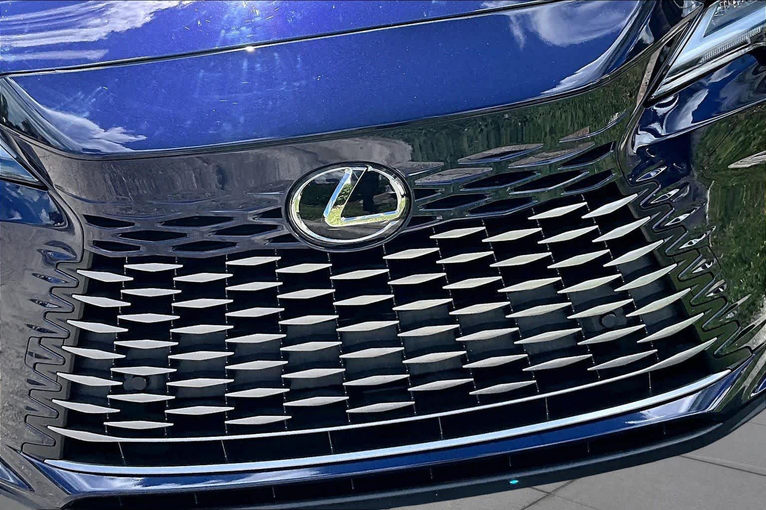 Used 2024 Lexus RX 350 Premium w/ Cold Area Package FWD image 30