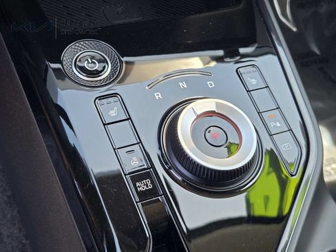 Certified 2024 Kia Niro Wind w/ Wind Preserve Package FWD image 20