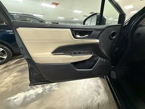 Used 2018 Honda Clarity Plug-In Hybrid image 6