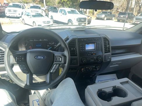 Used 2022 Ford F350 XL w/ Power Equipment Group image 15