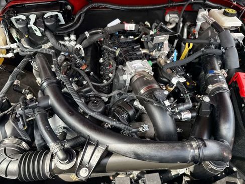 Used 2023 Ford Bronco Outer Banks AWD/4WD image 17