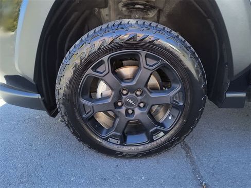 Used 2022 Toyota RAV4 TRD Off-Road image 10