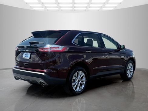 Used 2024 Ford Edge Titanium AWD/4WD image 3