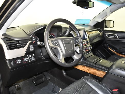 Used 2015 GMC Yukon Denali w/ Open Road Package AWD/4WD image 41