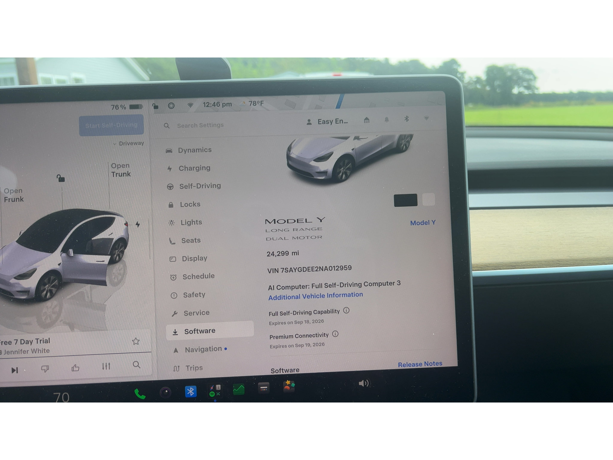 Used 2022 Tesla Model Y Long Range AWD/4WD image 7