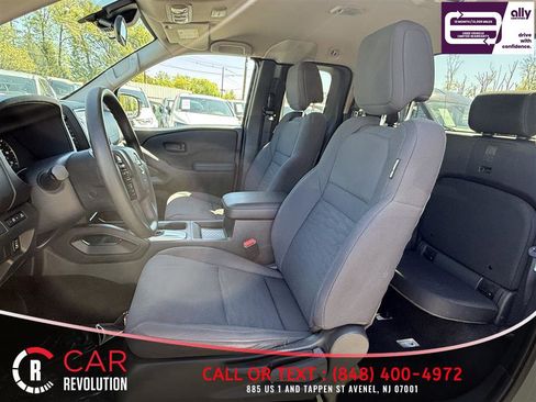 Used 2024 Nissan Frontier S w/ S Utility Package RWD image 10