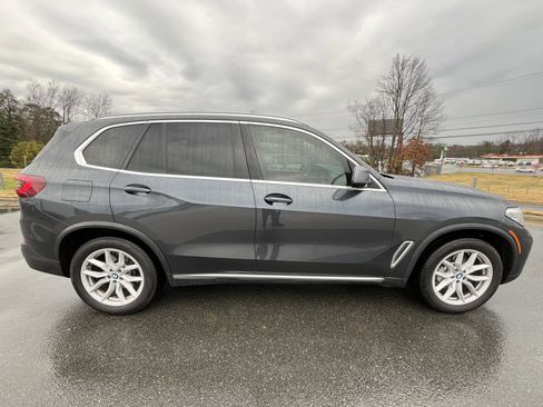 Used 2022 BMW X5 xDrive40i image 10