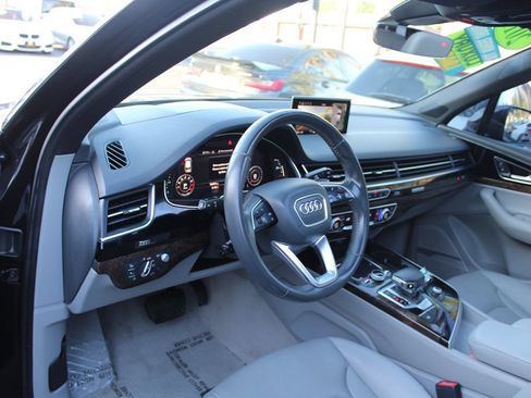 Used 2019 Audi Q7 3.0T Prestige AWD/4WD image 19