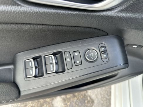 Used 2023 Honda Civic LX image 15