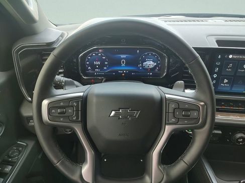 Used 2025 Chevrolet Silverado 1500 RST AWD/4WD image 11