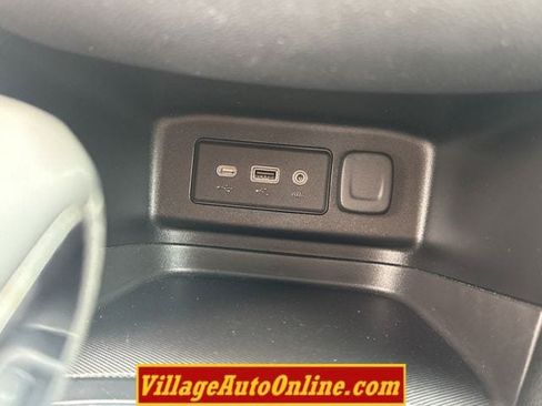 Used 2022 Chevrolet Equinox LT w/ Driver Convenience Package AWD/4WD image 23
