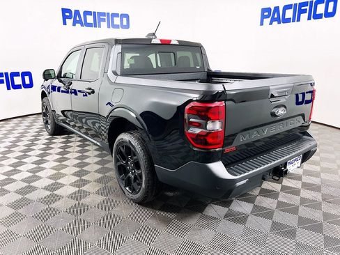 Used 2025 Ford Maverick Lariat w/ Black Appearance Package image 8