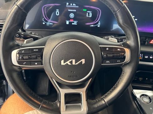 Used 2023 Kia Sportage EX AWD/4WD image 8