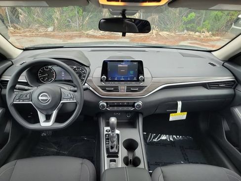 New 2026 Nissan Altima 2.5 SV AWD/4WD image 7