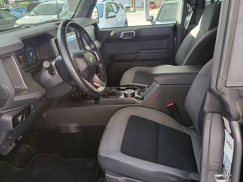 Used 2025 Ford Bronco Big Bend AWD/4WD image 3