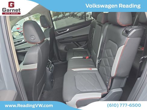 New 2026 Volkswagen Atlas Peak Edition image 14