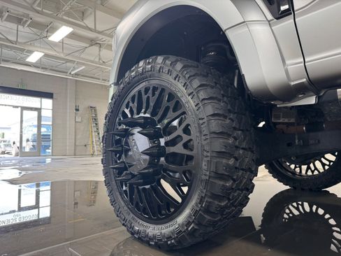 Used 2024 Ford F450 Platinum w/ Camper Package image 76