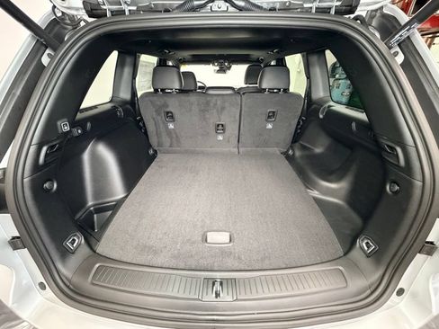 New 2026 Jeep Grand Cherokee Altitude AWD/4WD image 7