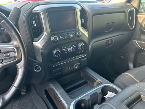 Used 2019 Chevrolet Silverado 1500 RST AWD/4WD image 13