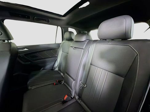 Used 2022 Volkswagen Tiguan SE R-Line FWD image 23