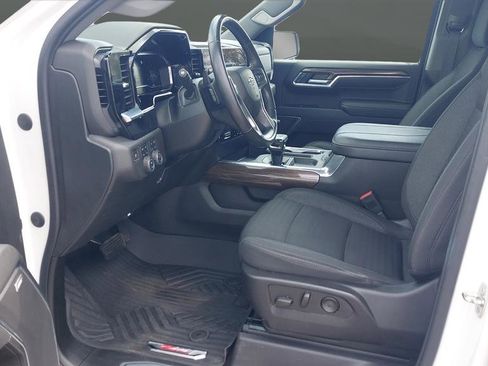 Used 2023 Chevrolet Silverado 1500 RST AWD/4WD image 9