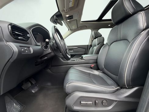 Used 2024 Honda Pilot Elite image 16