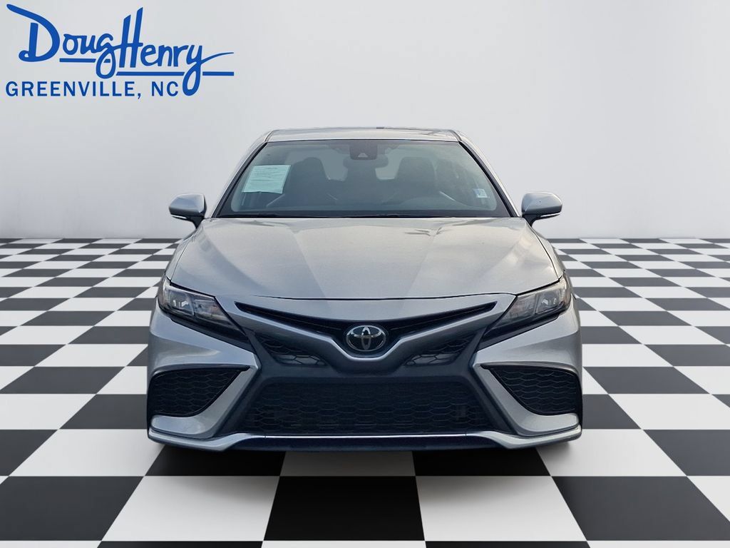 Used 2023 Toyota Camry SE w/ Convenience Package FWD image 8