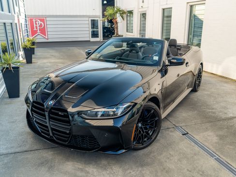 Used 2025 BMW M4 xDrive Competition w/ Executive Package image 3