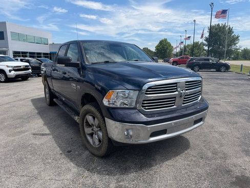 Used 2019 RAM 1500 Big Horn AWD/4WD image 2