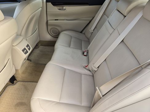 Used 2014 Lexus ES 350 image 32