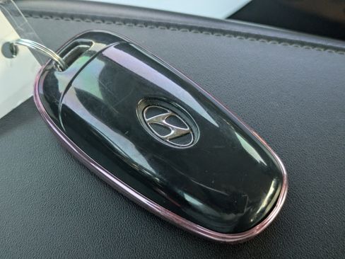 Used 2021 Hyundai Sonata SEL w/ Preferred Accessory Package image 21