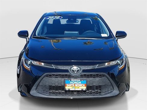 Used 2020 Toyota Corolla LE image 2