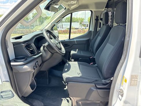 Certified 2024 Ford Transit 250 Low Roof w/ Exterior Upgrade Package image 29