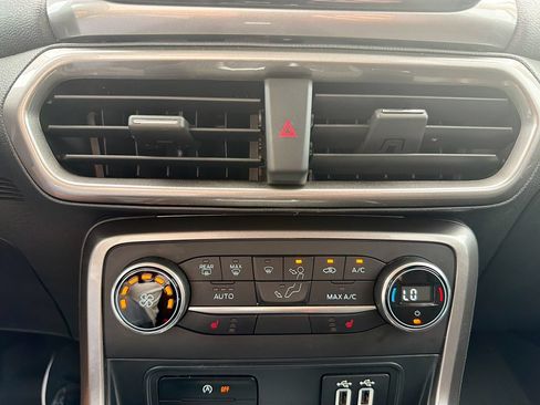 Used 2021 Ford EcoSport SE w/ SE Convenience Package FWD image 24