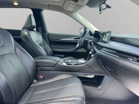 Used 2025 INFINITI QX60 Luxe AWD/4WD image 18