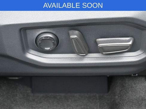 Used 2026 Toyota Tundra Platinum AWD/4WD image 36