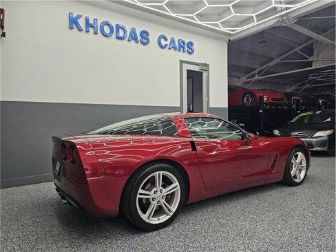 Used 2010 Chevrolet Corvette Coupe w/ Preferred Equipment Group RWD image 6