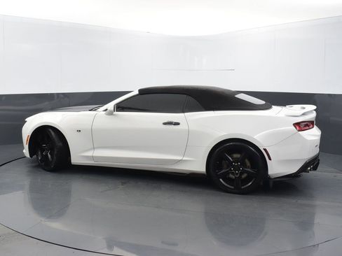 Used 2018 Chevrolet Camaro SS image 5