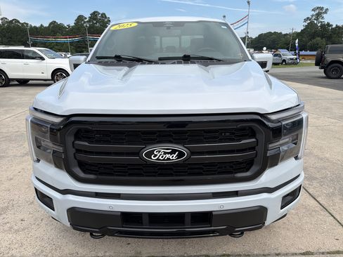 Used 2025 Ford F150 Lariat w/ Equipment Group 501A Mid AWD/4WD image 3