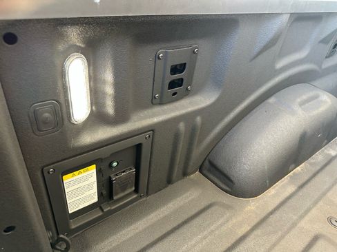 Certified 2025 Ford F150 Raptor AWD/4WD image 17