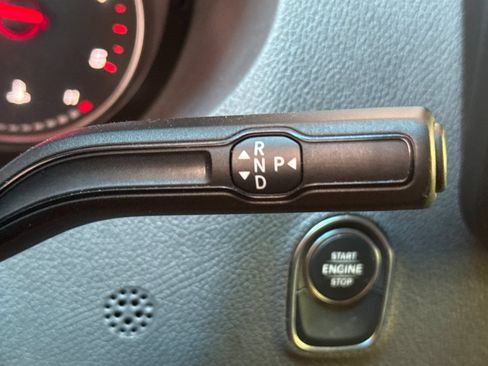 Used 2025 Mercedes-Benz Sprinter 2500 image 28