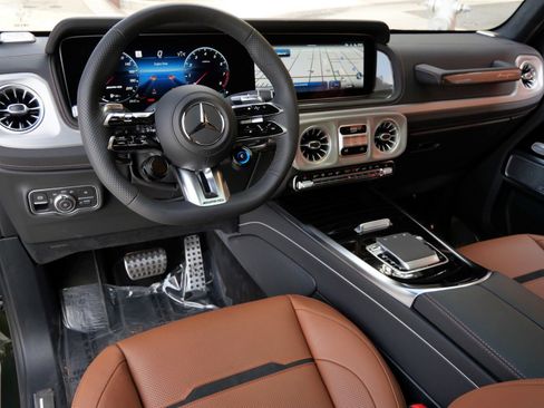 Used 2026 Mercedes-Benz G 63 AMG 4MATIC image 11