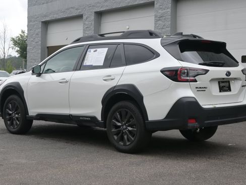 Certified 2025 Subaru Outback Onyx Edition AWD/4WD image 7