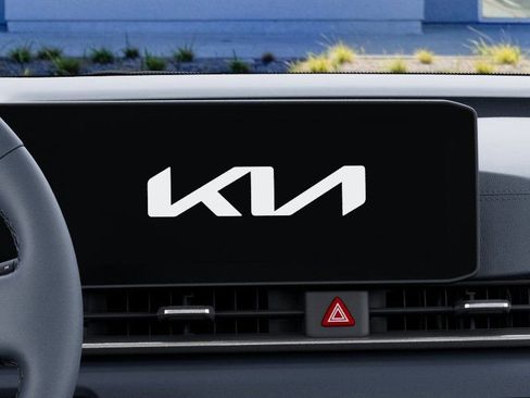 New 2026 Kia Carnival SX FWD image 20