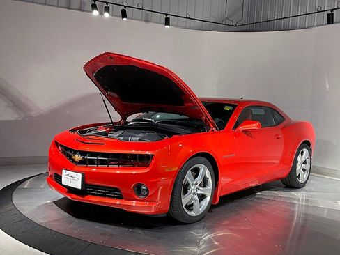 Used 2011 Chevrolet Camaro SS w/ RS Package image 3