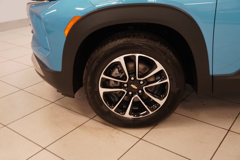 New 2026 Chevrolet TrailBlazer LT w/ LT Cold Weather Package AWD/4WD image 16